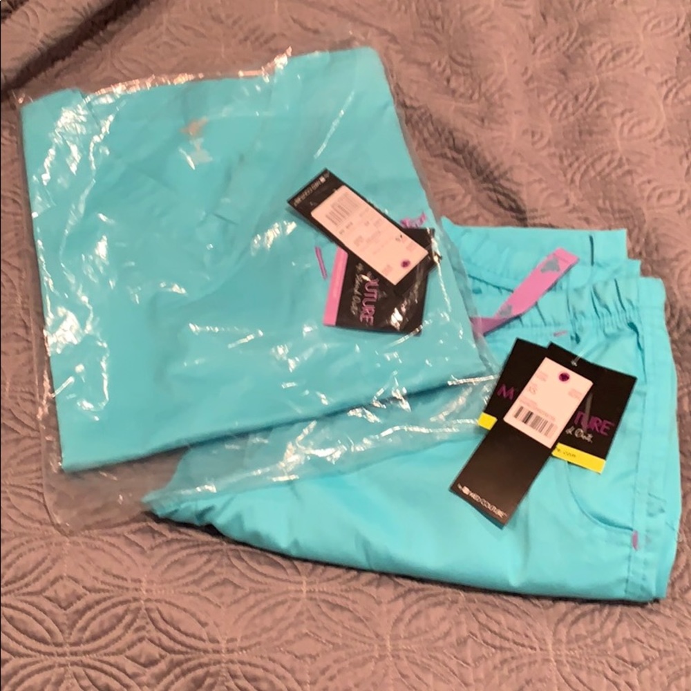 Med Couture Scrub Set